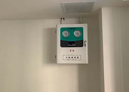 二级减压箱1.jpg